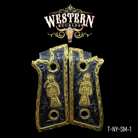 Cacha Taurus Santa Muerte Oro